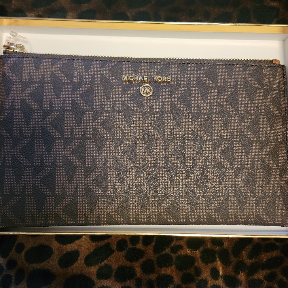Michael Kors Clutch purse